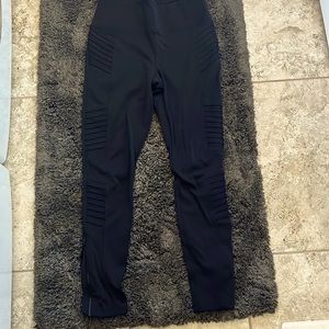Athleta  Leggings